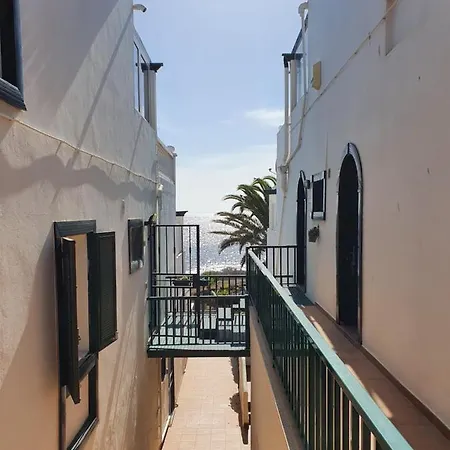 Azul Window Apartman